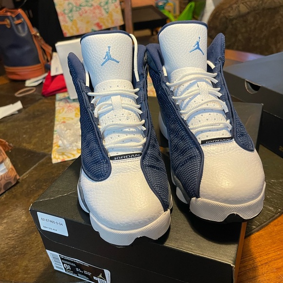 Size 6.5y Flint 13s worn once - Picture 3 of 8